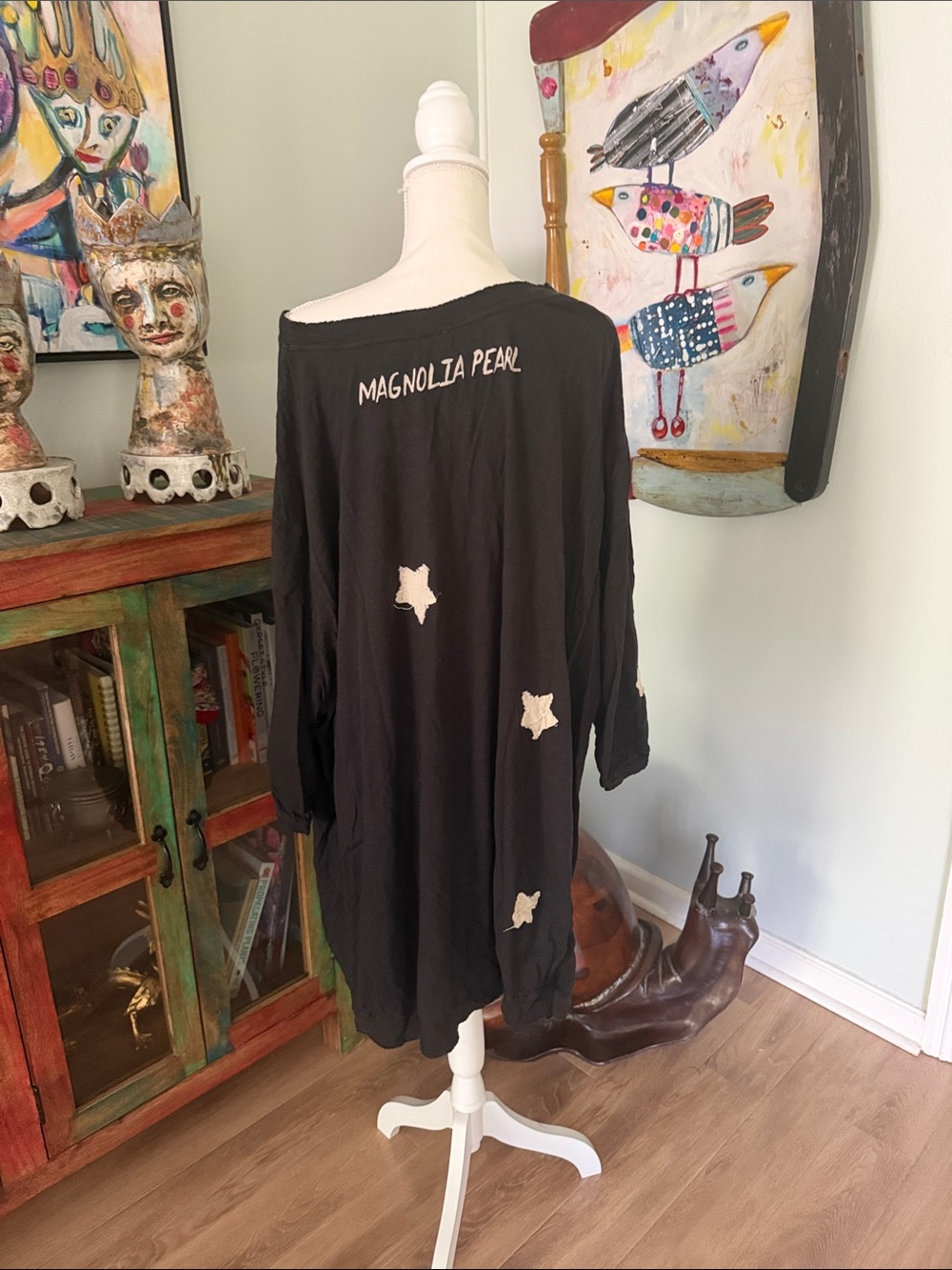 Magnolia Pearl Magnolia Pearl Francis Moon & Stars distressed Tunic Tee - Picture 2 of 2